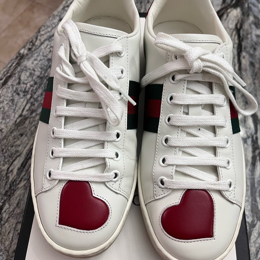 White Gucci Sneakers with Red Heart Detail